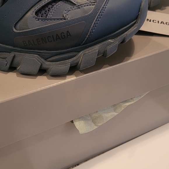 Balenciaga Track Sneakers - Picture 4 of 14